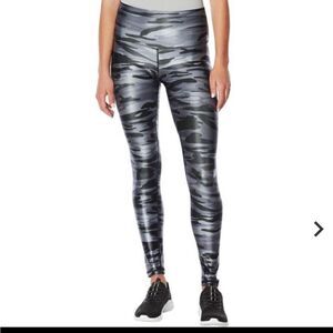 DYI High Shine Printed Shimmer Cargo Leggings Nwt